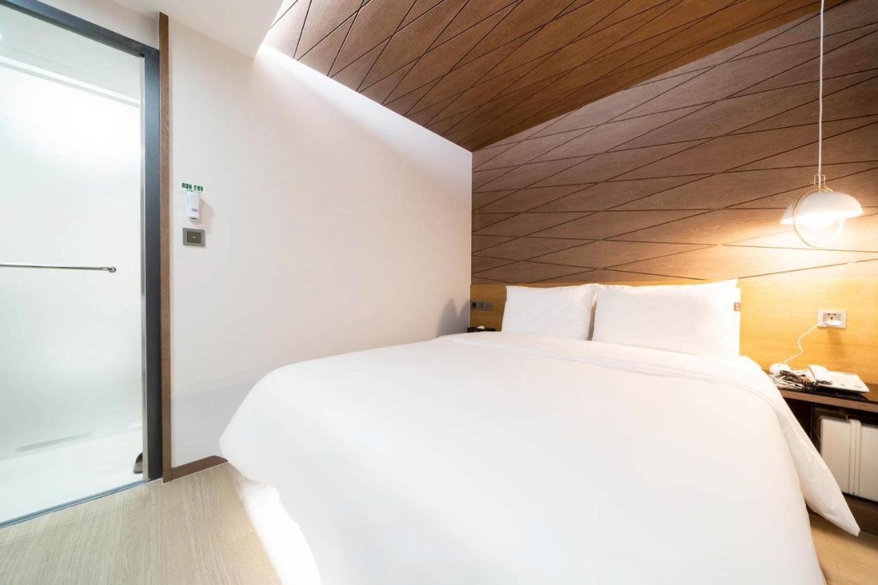 Ytt Hotel Пусан Экстерьер фото